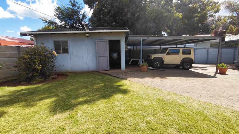 4 Bedroom Property for Sale in Fichardt Park Free State